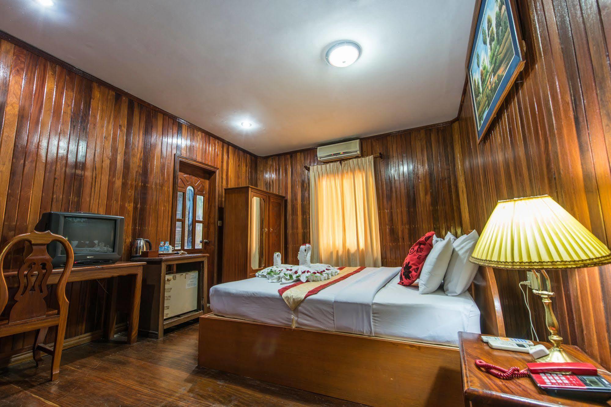 Neak Pean Hotel - Wooden House Sziemreap Kültér fotó